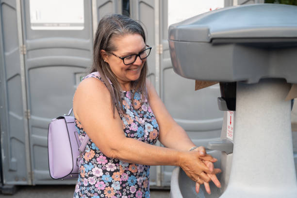 Best Construction site porta potty rental  in Colfax, IL